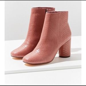 Millennial pink faux snakeskin boots